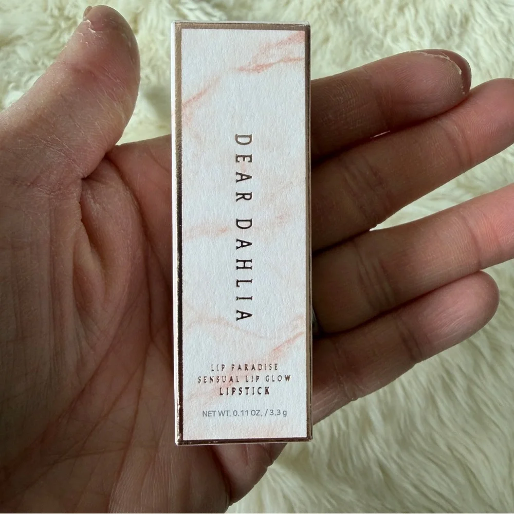 Dear Dahlia Lip Paradise Sensual Lip Glow ISABELLE